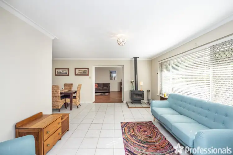 Seventh view of Homely house listing, 6 Kimber Place, Mount Helena WA 6082