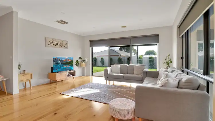 Fourth view of Homely house listing, 1 Rosewood Drive, Kialla VIC 3631