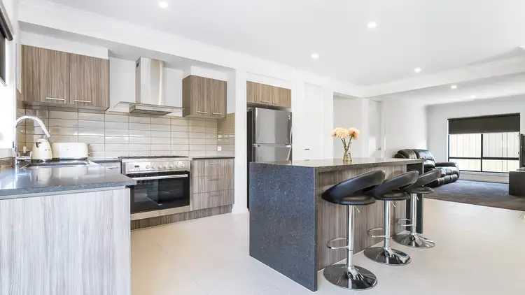 Second view of Homely house listing, 93 Wendouree Drive, Kialla VIC 3631
