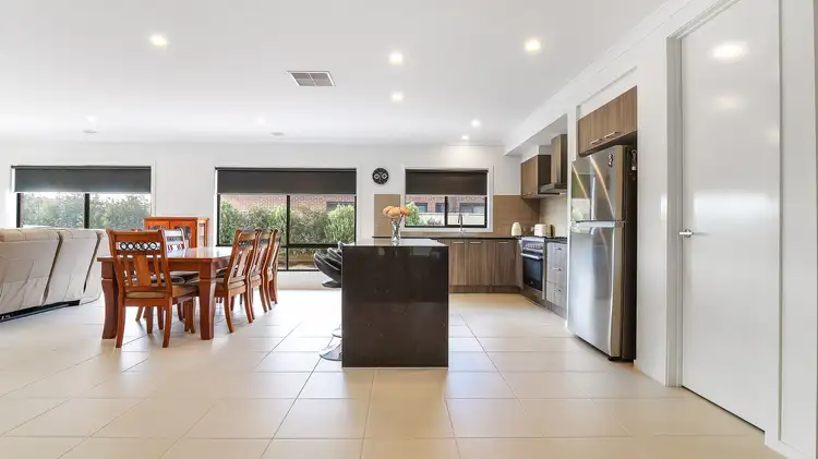 Fifth view of Homely house listing, 93 Wendouree Drive, Kialla VIC 3631