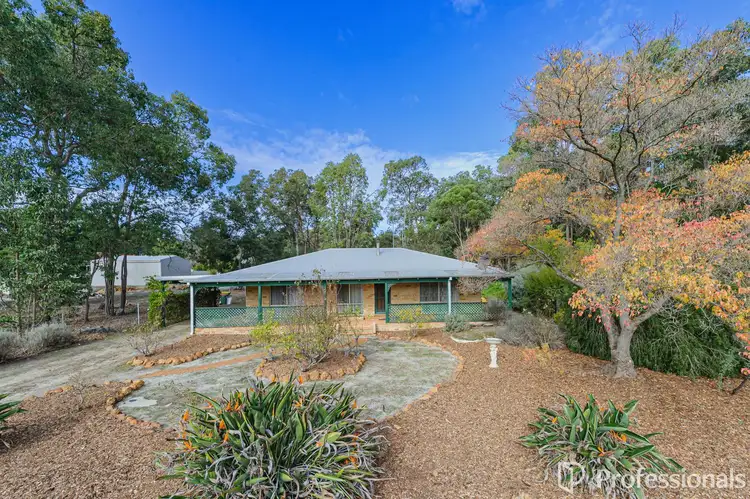 112 Willcox Street, Chidlow WA 6556