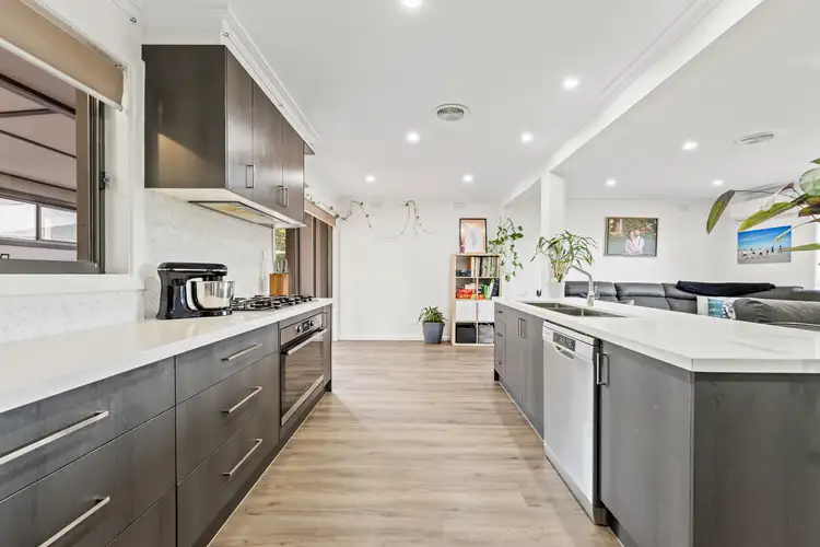 Second view of Homely house listing, 8 Thredbo Court, Dandenong North VIC 3175