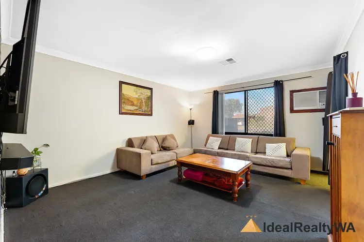 Fifth view of Homely house listing, 4 Jardine Court, Thornlie WA 6108
