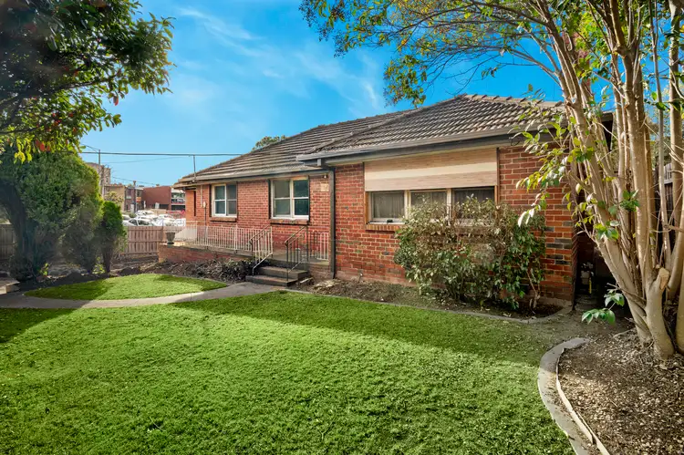 28 Howard Street, Greensborough VIC 3088
