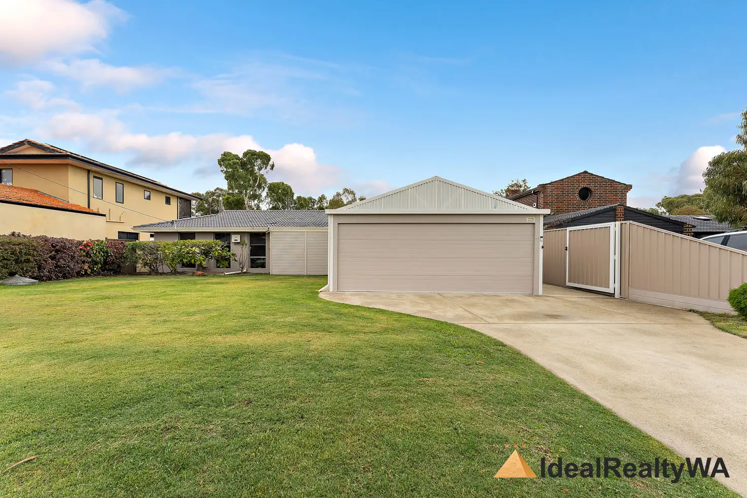 Main view of Homely house listing, 4 Morningcloud Vale, Willetton WA 6155