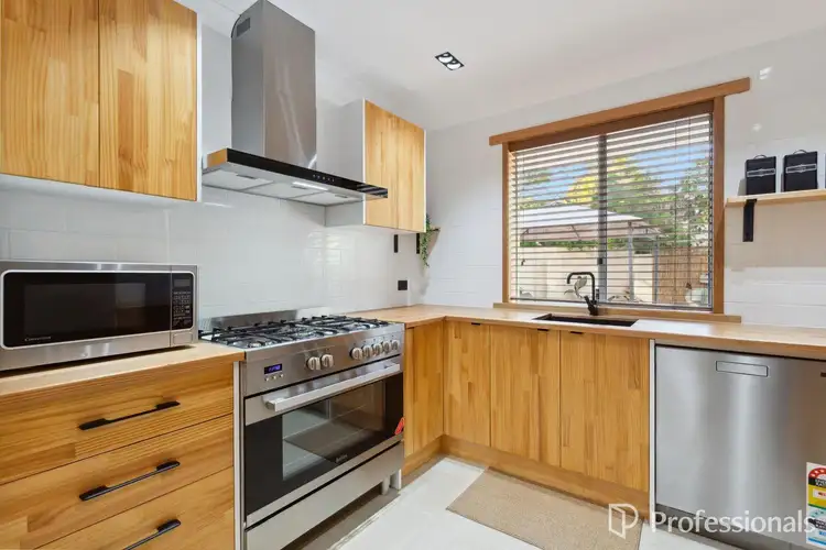 17 Ilex Way, Forrestfield WA 6058