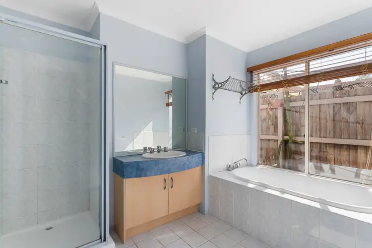 Fifth view of Homely house listing, 14 Hoban Close, Keilor Downs VIC 3038