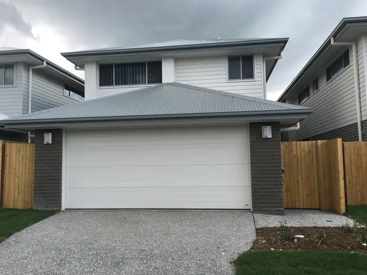 11 Hillsborough Place, Pimpama QLD 4209
