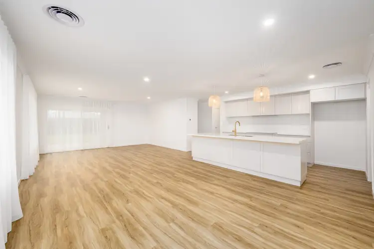 Sixth view of Homely house listing, 11 Gallop Circuit, Tatura VIC 3616
