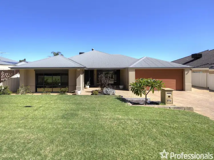 194 Sultana Road East, Forrestfield WA 6058