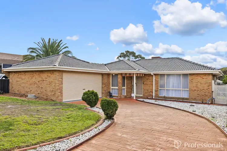 70 Lady Nelson Way, Taylors Lakes VIC 3038
