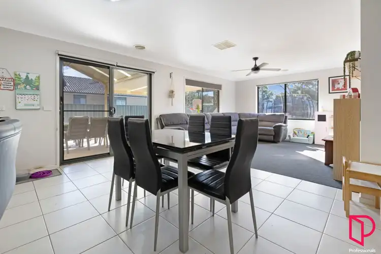 Fourth view of Homely house listing, 28 Triplett Avenue, Ascot VIC 3551