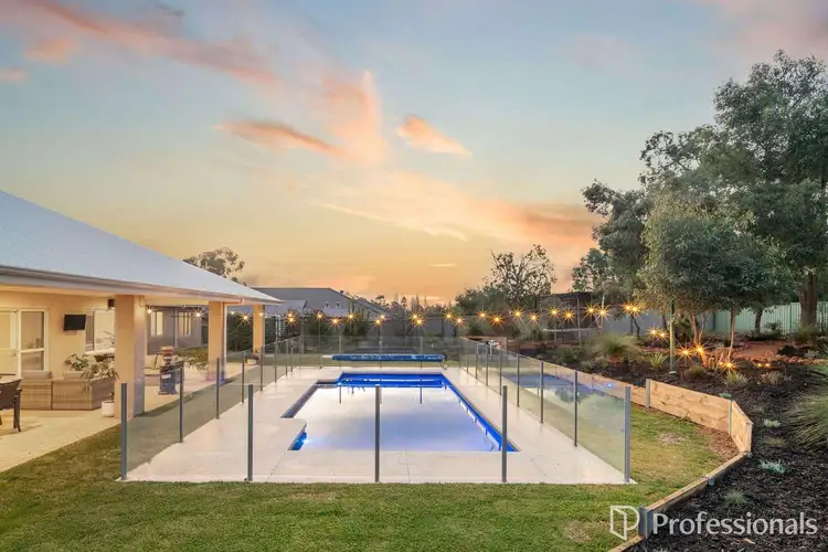 9 Rooth Road, Lesmurdie WA 6076