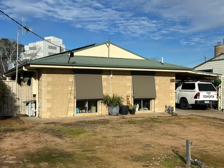 15 Railway Place, Numurkah VIC 3636