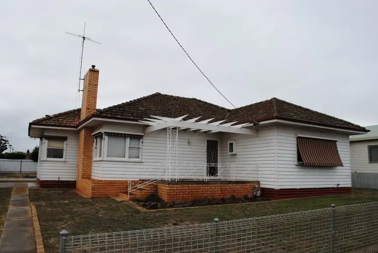 23 Majorca Road, Maryborough VIC 3465