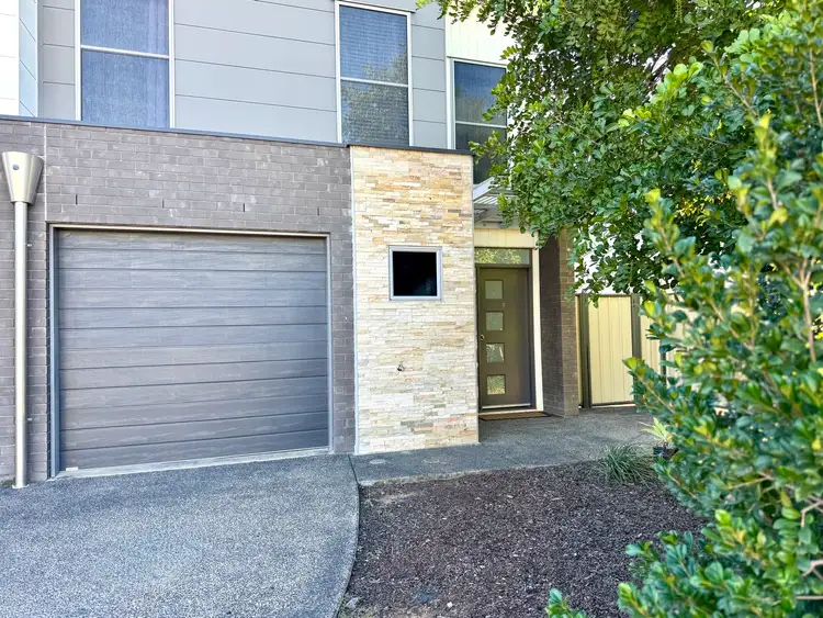 3/32 BARRON Court, Moranbah QLD 4744