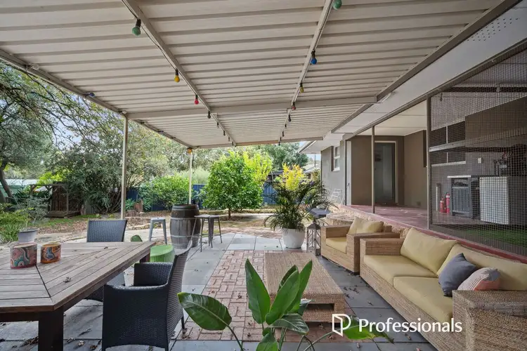 10 Gloucester Road, Kalamunda WA 6076