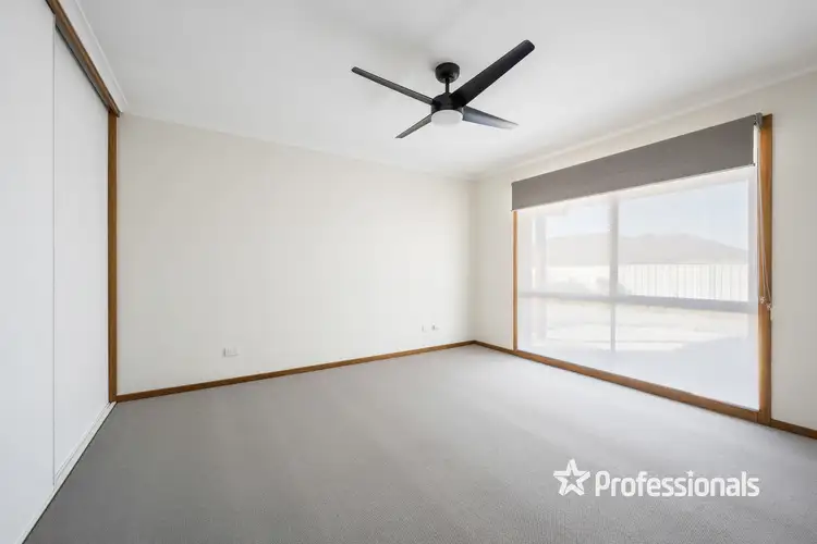 Fifth view of Homely townhouse listing, 2/44 Mayfair Drive, Wodonga VIC 3690