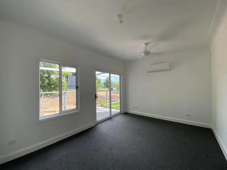 Fifth view of Homely townhouse listing, 2/76 Charles Street, Wodonga VIC 3690