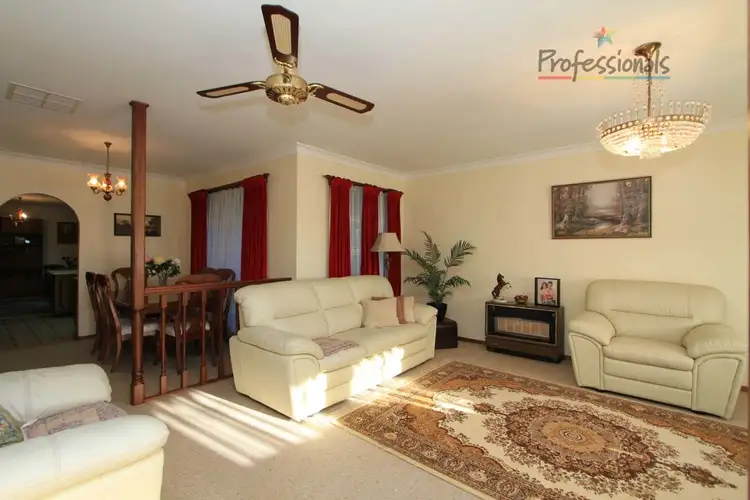 Fourth view of Homely house listing, 7 Evans Court, Wodonga VIC 3690