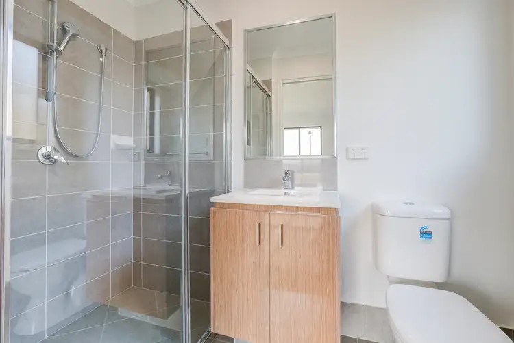 Fifth view of Homely house listing, 8 Mount Morgan Place, Ormeau QLD 4208
