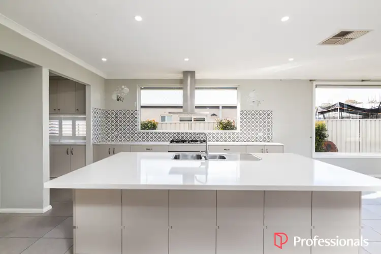 Fourth view of Homely house listing, 33 Erlandsen Circuit, Wodonga VIC 3690