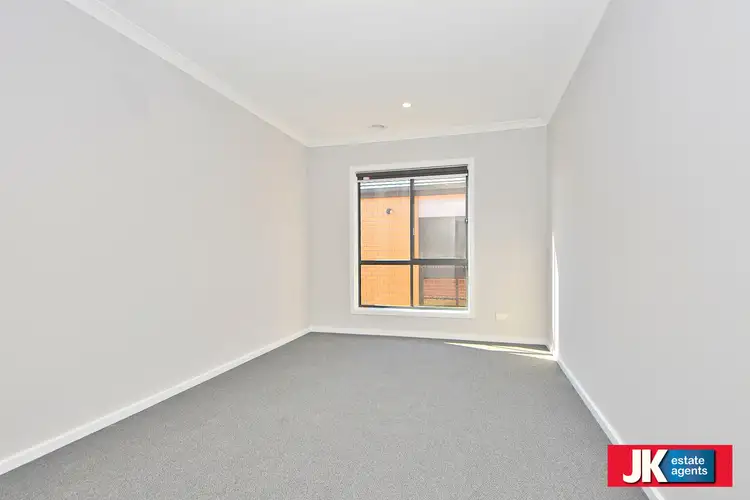 Fifth view of Homely house listing, 32 Semolina Street, Manor Lakes VIC 3024