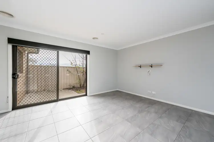 Sixth view of Homely townhouse listing, 4/5 Lightfoot Street, Shepparton VIC 3630