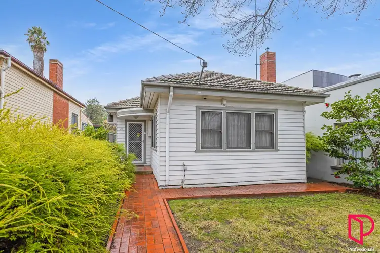 Main view of Homely house listing, 22 Lucan Street, North Bendigo VIC 3550