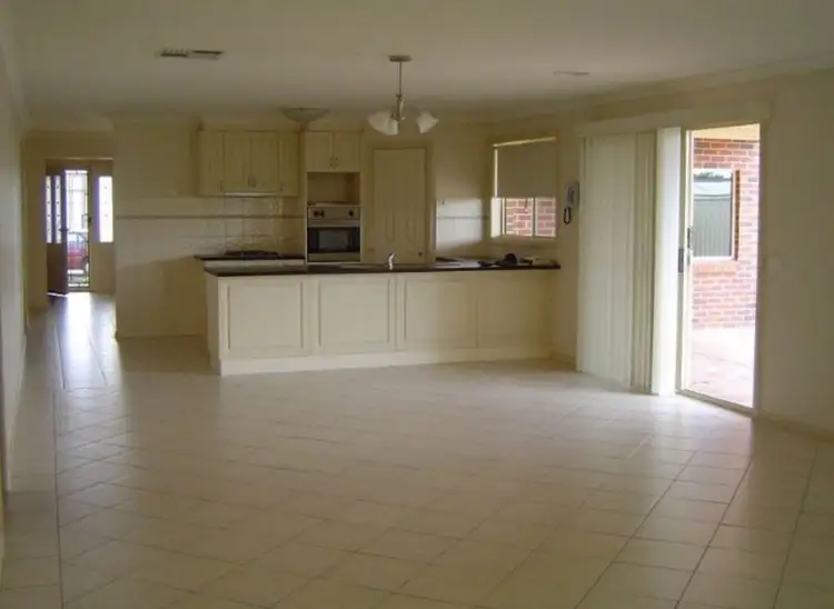 Second view of Homely house listing, 3 Rocklands Crescent, Kialla VIC 3631