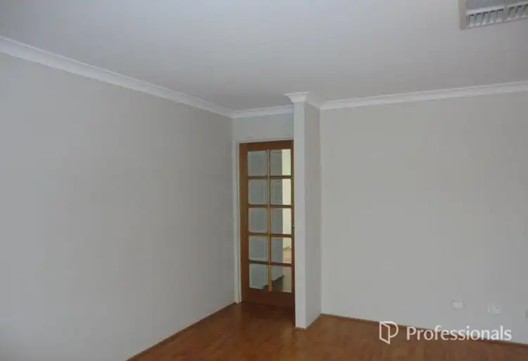 Fourth view of Homely house listing, 33 Mica Mews, Wattle Grove WA 6107