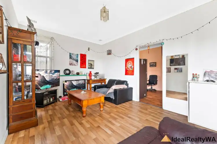 Main view of Homely house listing, 6 Middleton Street, Cloverdale WA 6105