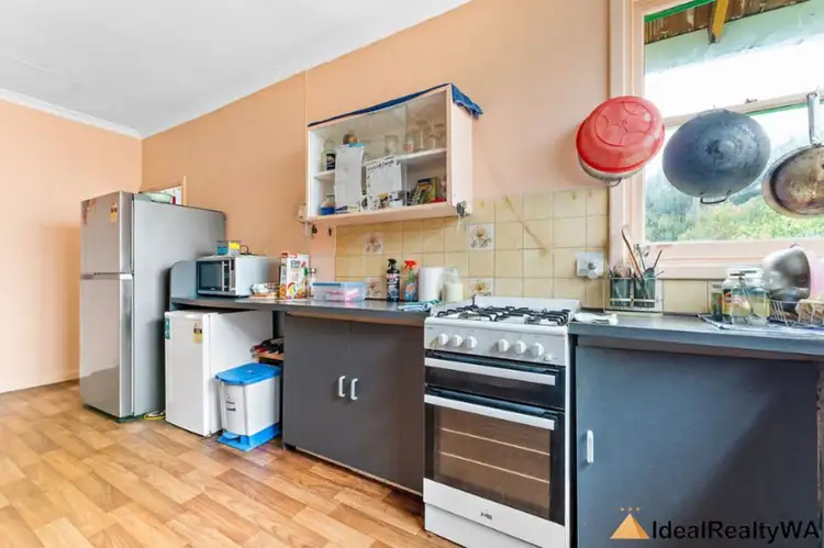 Seventh view of Homely house listing, 6 Middleton Street, Cloverdale WA 6105