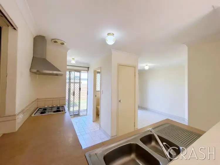Fifth view of Homely unit listing, 3/7 Chapman Road, St James WA 6102
