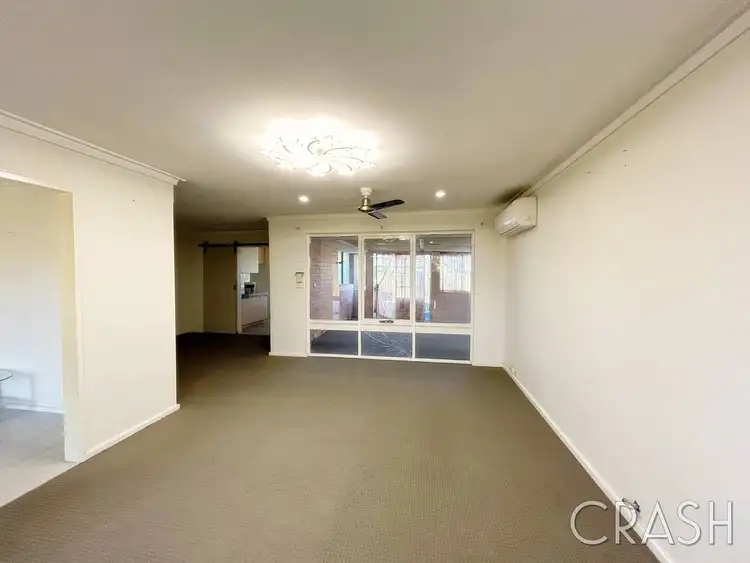 Second view of Homely house listing, 4 Bayham Place, Huntingdale WA 6110