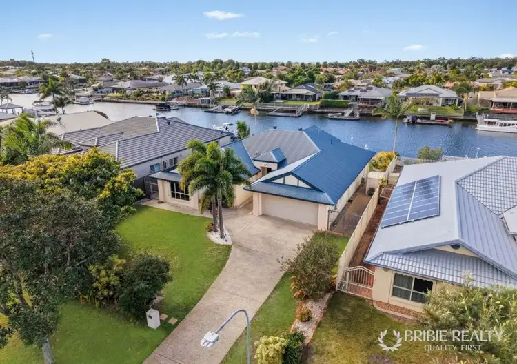 11 Dugong Crescent, Banksia Beach QLD 4507