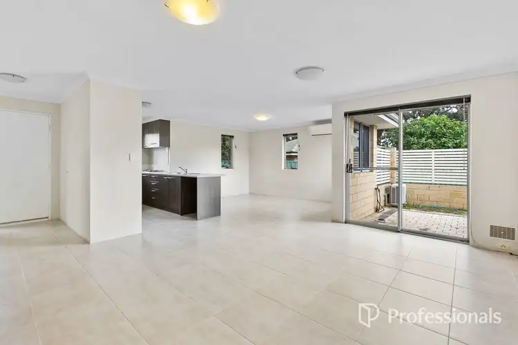 Second view of Homely house listing, 10/21 Cronin Place, Armadale WA 6112