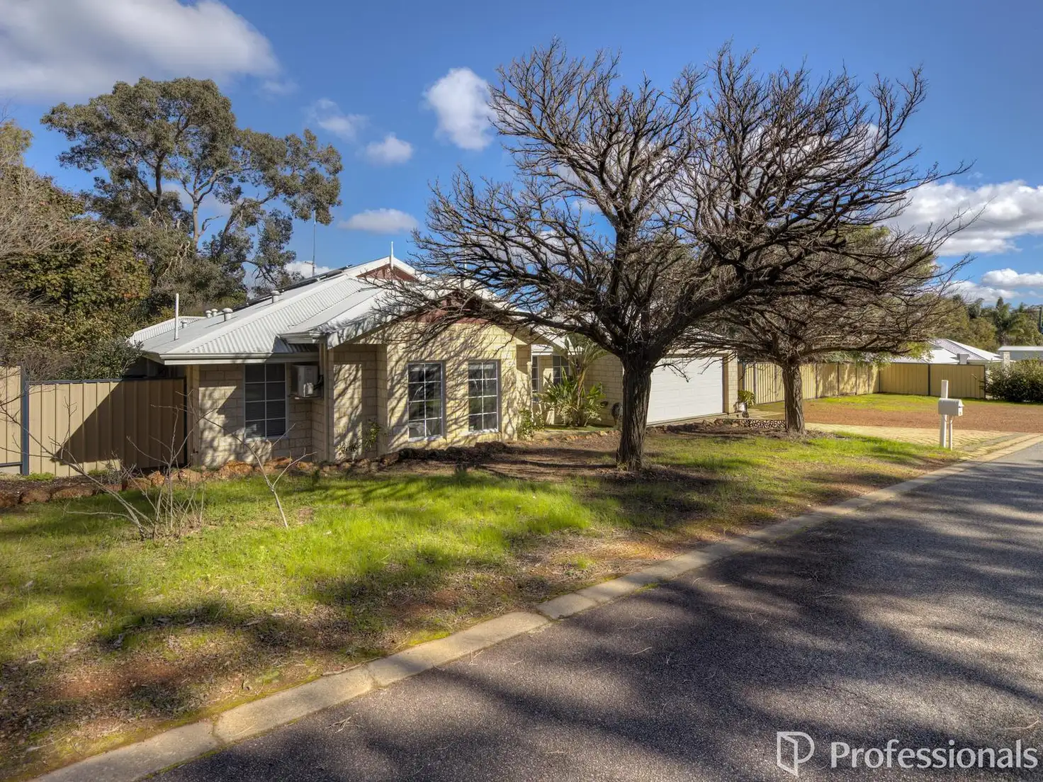 Main view of Homely house listing, 333B Lesmurdie Road, Lesmurdie WA 6076