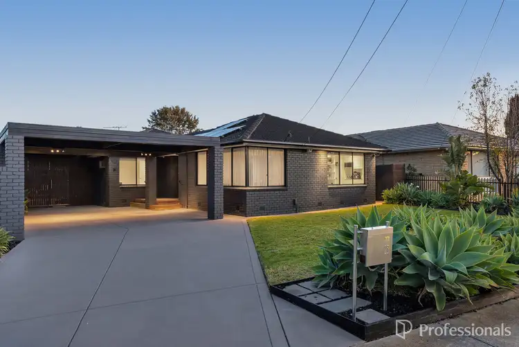 25 Bellara Crescent