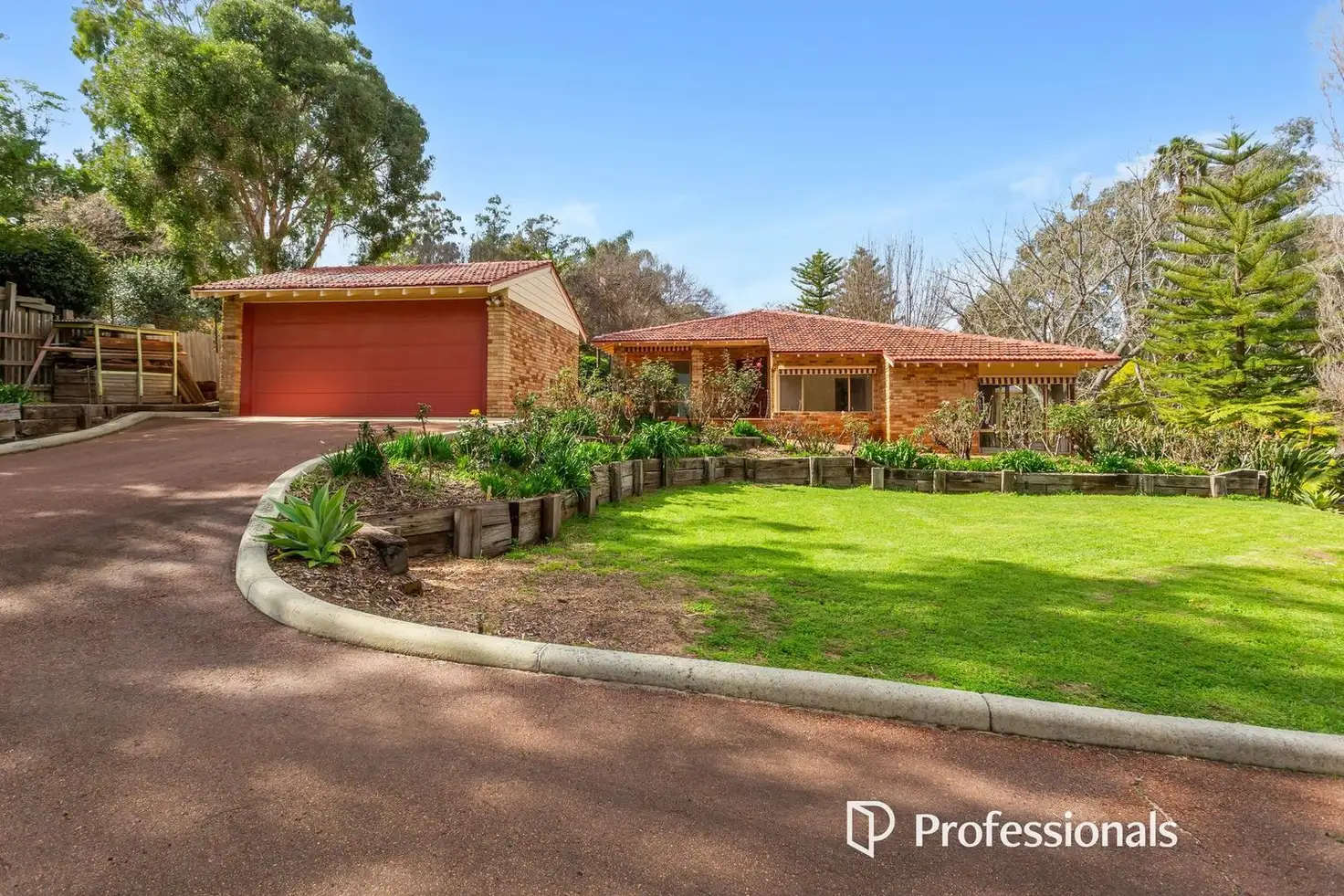Main view of Homely house listing, 3 Kimbarlee Way, Lesmurdie WA 6076