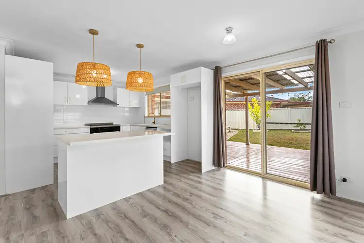 Fourth view of Homely house listing, 7 Lisa Place, Rutherford NSW 2320