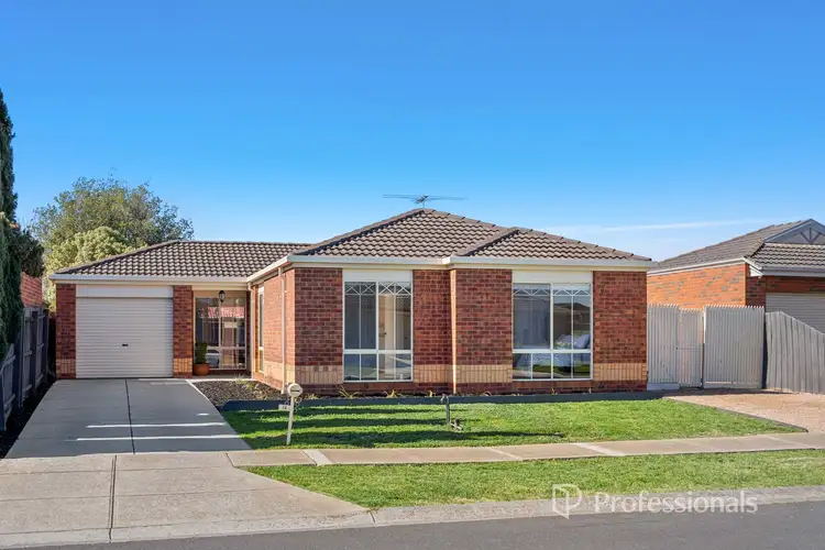 14 Kalista Avenue, Hillside VIC 3037