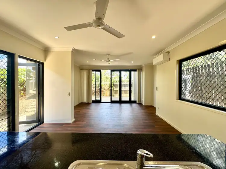 4/174 MILLS Avenue, Moranbah QLD 4744