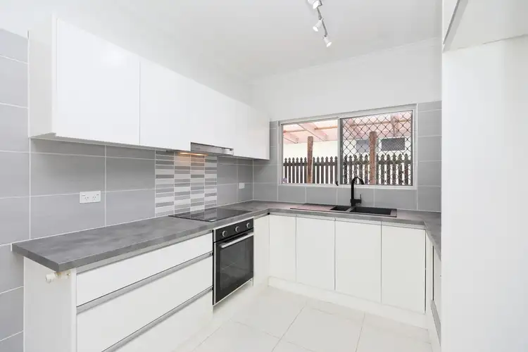 Third view of Homely unit listing, 5/8-10 Mount Peter Road, Edmonton QLD 4869