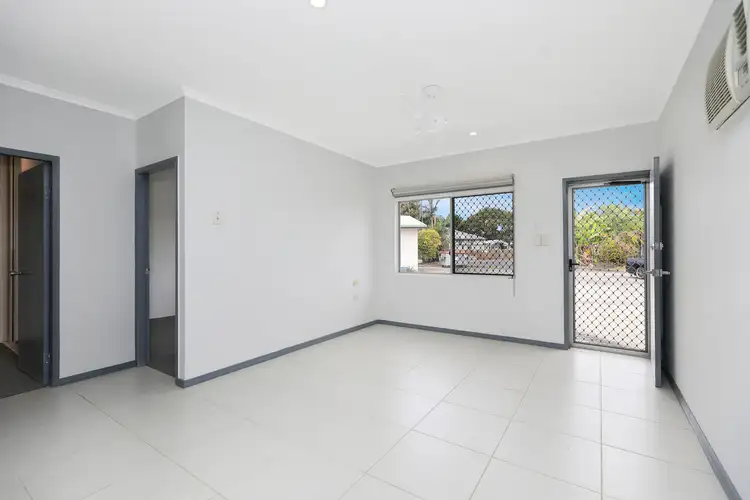 Fourth view of Homely unit listing, 5/8-10 Mount Peter Road, Edmonton QLD 4869