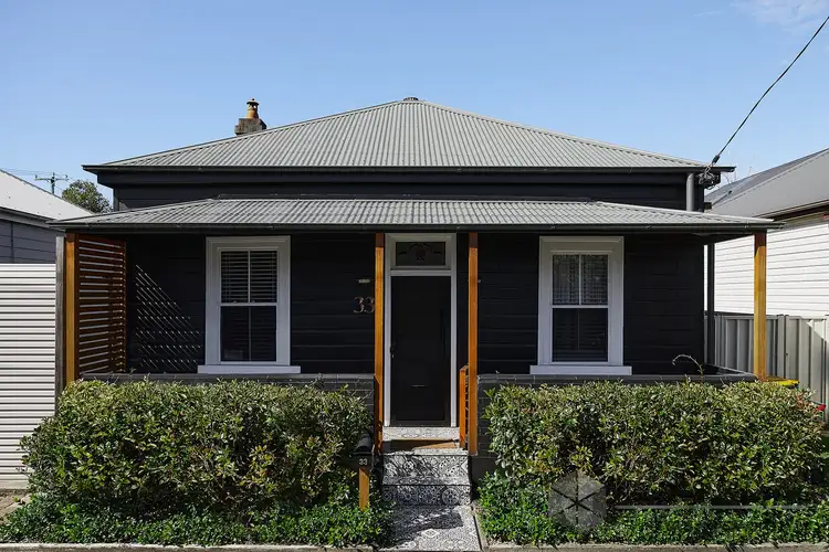 33 Lindsay Street, Hamilton NSW 2303