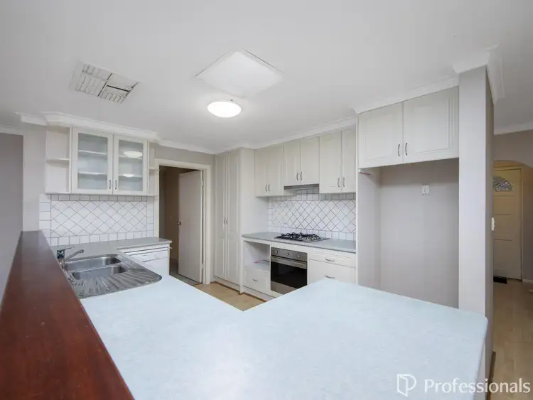 Fifth view of Homely house listing, 22 Woodlupine Court, Forrestfield WA 6058