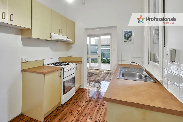 28 Grey Street, St Kilda VIC 3182