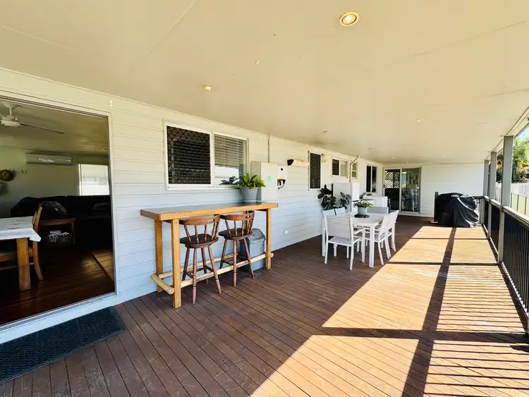 6 OXLEY Drive, Moranbah QLD 4744