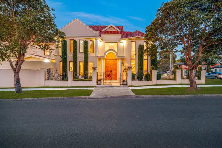 32 Shannon Street, Greenacre NSW 2190